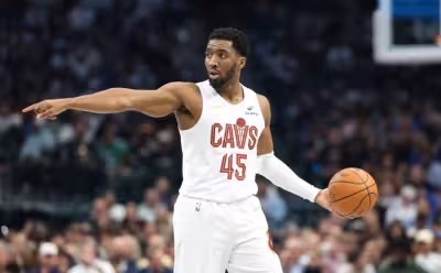 Dean Wade praises Donovan Mitchell as Cavaliers return home down 2-0