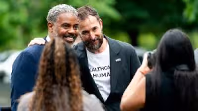 Noah Wyle Leads Rally Page on C-SPAN Highlights Links That Fund Network