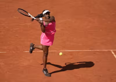 Sloane Stephens faces Sara Bejlek as simulations and odds split bettors