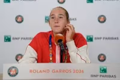 Jil Teichmann: Mirra Andreeva recovers to reach Roland Garros third round