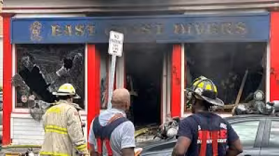 Explosion Boston fire at Brookline dive shop injures worker, firefighter