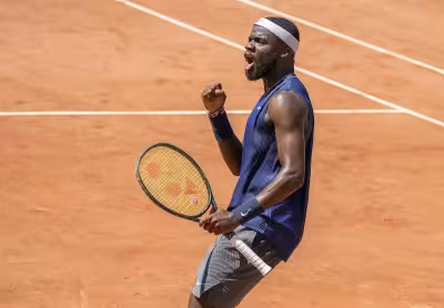 Tiafoe named in Day 7 preview as final eight third‑round matches close out French Open