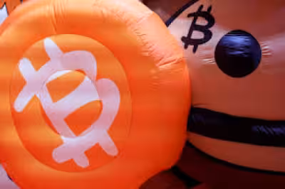Crypto News: Bitcoin Drops 6% to $62,750 as $65,000 Support Comes Under Pressure