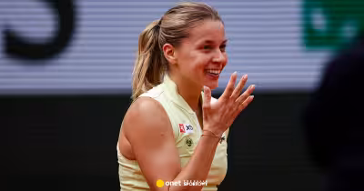 Maja Chwalinska to face Diana Sznajder in Roland Garros semi after shock run