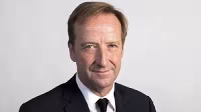 Sir Alex Younger, long-serving head of MI6, dies aged 62