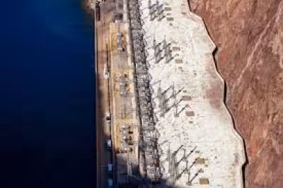 Lake Mead nears Hoover Dam threshold that could slash power output