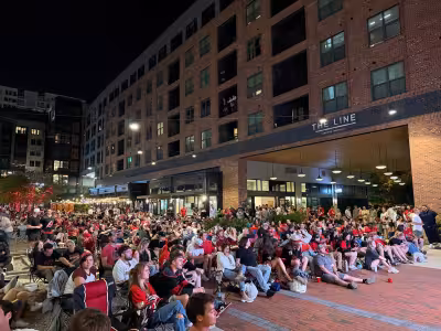 Lenovo Center energy spills into downtown Raleigh as Hurricanes fans pack bars