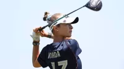 Nelly Korda’s mid-round shoe switch and 2-over 73 drop her on Lpga Leaderboard