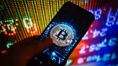 Cryptocurrency Trading: Bitcoin Falls Below $60,000, Erasing Post-Election Gains