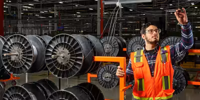 Corning Stock Spotlighted After Amazon Deal to Add 1,000 North Carolina Jobs
