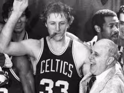 Larry Bird Would Be 'a Five-Alarm Fire' in Today's NBA, Kevin McHale Says