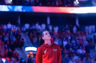 Indiana Fever Caitlin Clark Draws Fresh Scrutiny After Bench High‑Five Clip