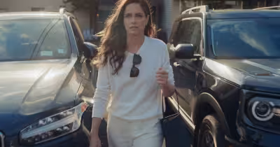 Amanda Peet on Mel Cooper: ‘I was able to safely act psychotic’ in season two
