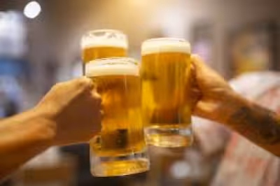Ecuador President Noboa scraps tax on moderate beverages through July 19, cutting beer prices 20%