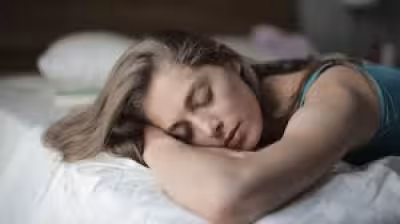 Sueño: Fish and seafood at dinner may help improve sleep quality