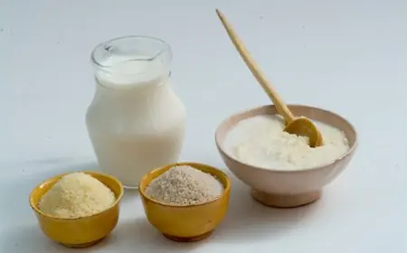 خطر تناول اللبن في الوقت غير المناسب وتأثيره على المعدة: تحذيرات مهمة حول الأغذية الصحية