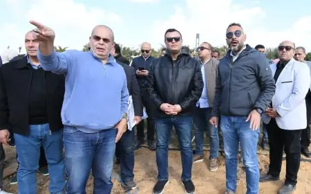 وزير الإسكان يقوم بجولة تفقدية في مشروع حدائق تلال الفسطاط بالقاهرة