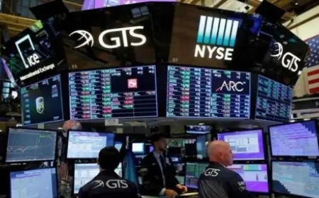 الأسهم الأمريكية تحافظ على استقرارها مع استئناف التداول بعد عطلة الكريسماس