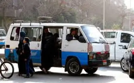 محافظة البحيرة تسمح للسيدات بالجلوس بجوار سائقي الأجرة