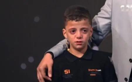 دولة التلاوة الطفل عبد الله عبد الموجود يبكي عند مغادرة المسابقة للمرة الثانية