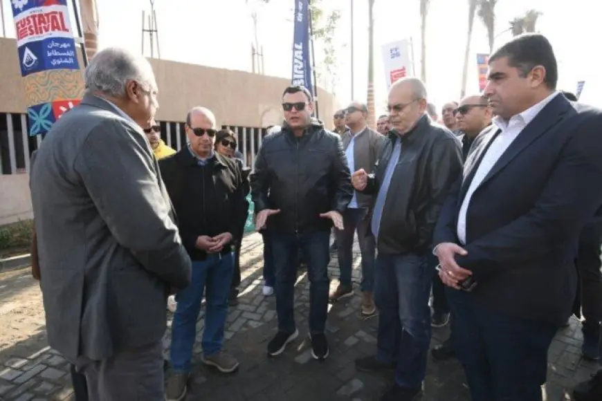 وزير الإسكان يتفقد مشروع حدائق تلال الفسطاط الحيوي في القاهرة