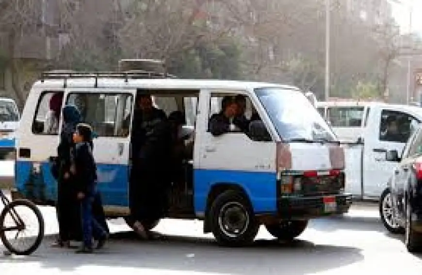 محافظة البحيرة تسمح للسيدات بالجلوس بجوار سائقي الأجرة