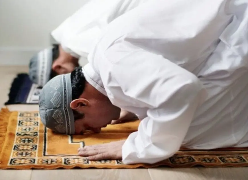 مواقيت الصلاة اليوم الأحد 28 ديسمبر 2025 في القاهرة والمحافظات