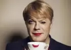 Suzy Eddie Izzard Delivers Captivating Shakespeare Insights at Chicago Shakespeare