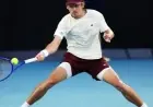 De Minaur Defeats Bublik, Sets Up Alcaraz Showdown