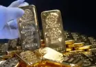 Gold’s Rally Triggers Bearish Stock-Market Signal Unseen in Two Decades