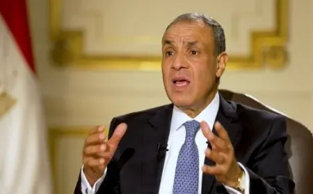 وزير الخارجية يتجه إلى جدة لحضور الدورة الاستثنائية لمجلس وزراء التعاون الإسلامي