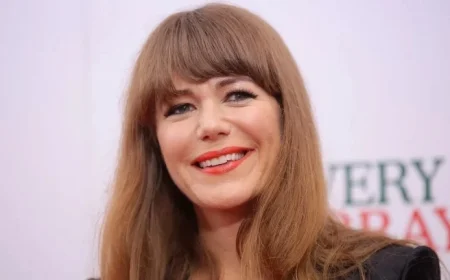 Musician Marks 50th Birthday by Marrying Her Dog