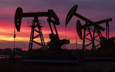Analysts Warn: Oil Price Surge Could Disrupt Markets and Economy