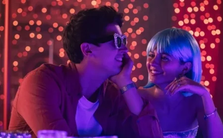 ‘People We Meet on Vacation’ Review: A Charming Mix of Wit and Whimsy