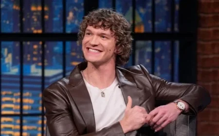 > Connor Storrie Discusses ‘Heated Rivalry’ on TODAY Show: Live Updates