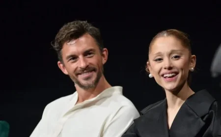 Jonathan Bailey and Ariana Grande to Star in ‘Sunday in the Park with George’