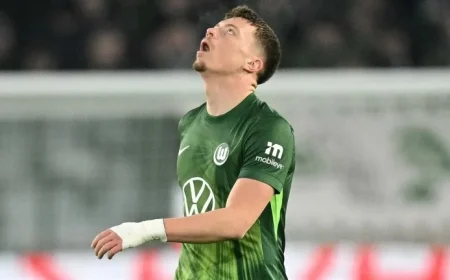 DFB Jewel Strikes Late as Wolfsburg Recovers from Historical Bayern Defeat