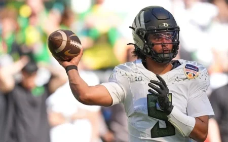 Dante Moore to Return as Oregon Quarterback in 2026