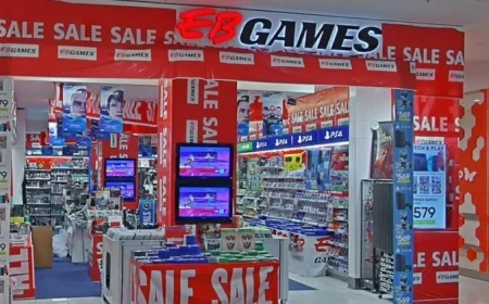 Massive Crowds Flock to EB Games’ Closing Sale for Last-Minute Deals