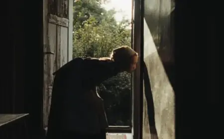 “Uncover Hidden Secrets in ‘Sound of Falling’: A Dramatic House Mystery”