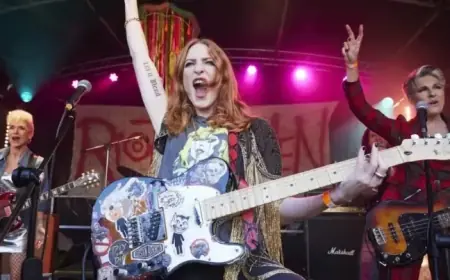 Review: ‘Riot Women’ Celebrates Rockin’ Menopausal Journey