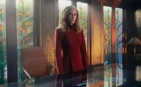 ‘Star Trek: Starfleet Academy’ Review: Grounded Return to School Adventure