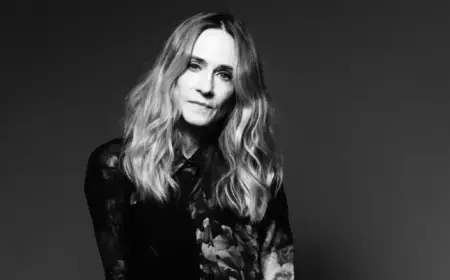 Holly Hunter Aims High in Hollywood