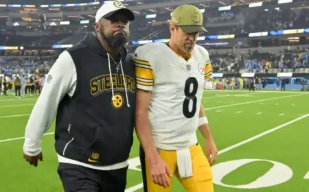 Mike Tomlin’s Powerful Final Speech Moves Aaron Rodgers and T.J. Watt to Tears