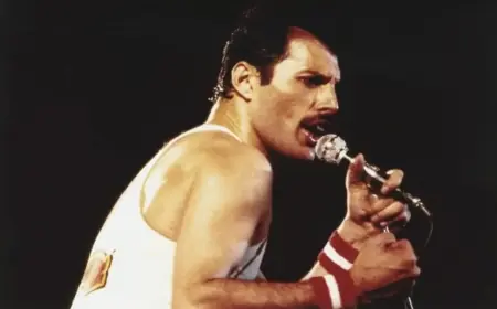 Freddie Mercury’s ‘Secret Daughter’ Dies at 48