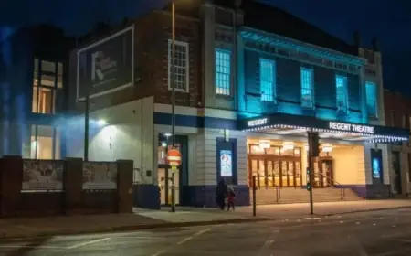 TV Star Brings Royal Glamour to Ipswich Stage Audience