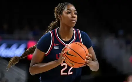 UConn Hosts Villanova, Celebrates 2015-16 Teams Thursday