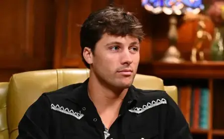 “Traitors’ Enigma: Meet the Mesmerizing Snake Expert”