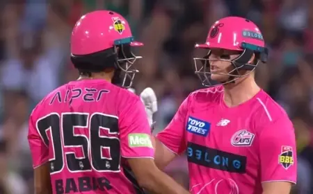 Superstar Fumes as Smith’s Genius Move Makes BBL History