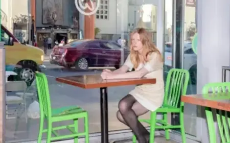 Audrey Hobert Announces North American Tour and Festival Dates